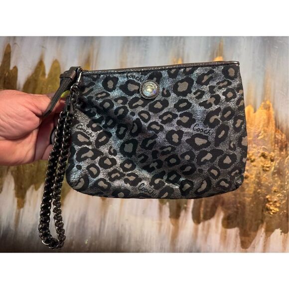 Coach poppy ocelot metallic silver black wristlet/coin purse small bag card case - Picture 1 of 6